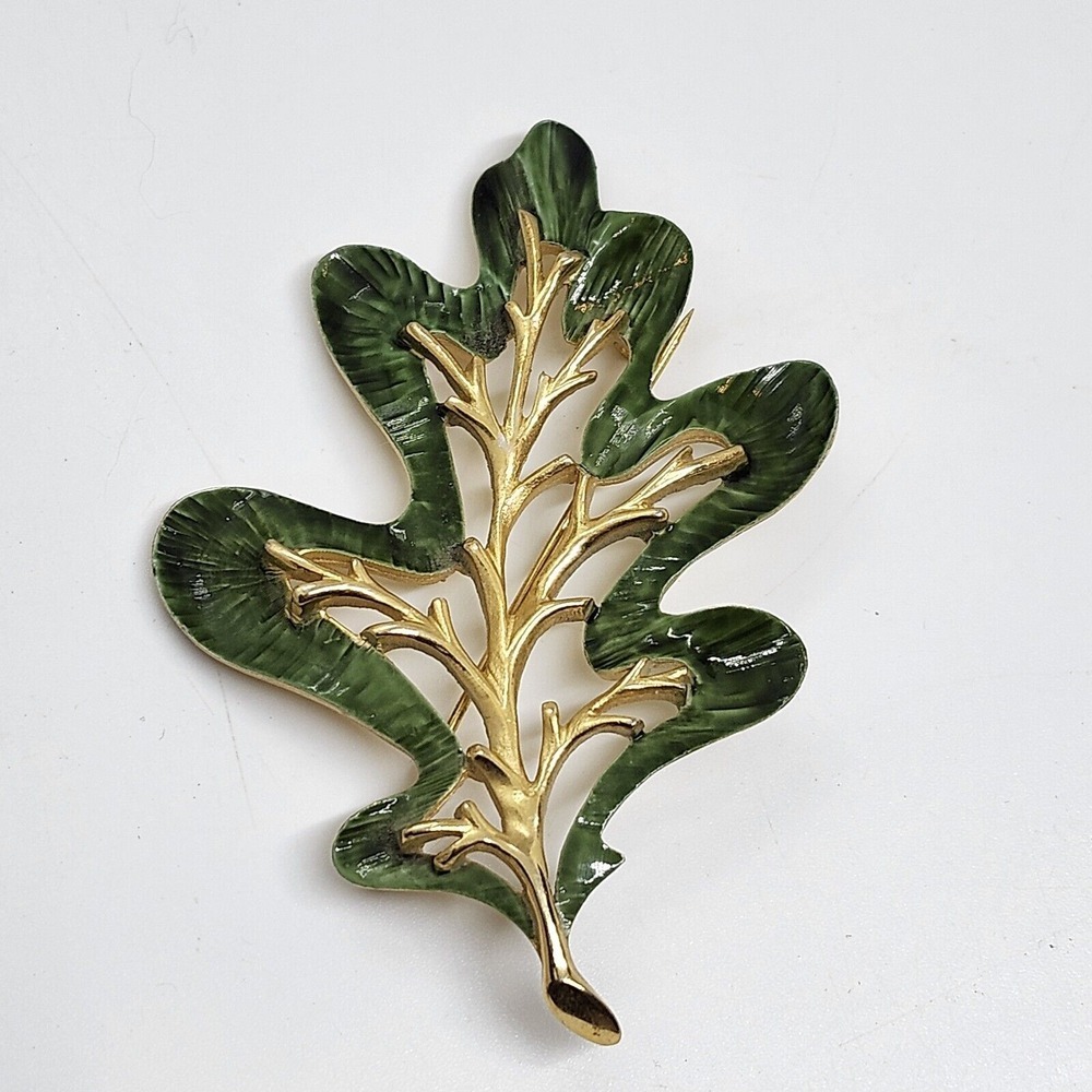 Vintage Sarah Coventry Large Leaf Oak Enamel Green Brooch Signed Costume Jewelry